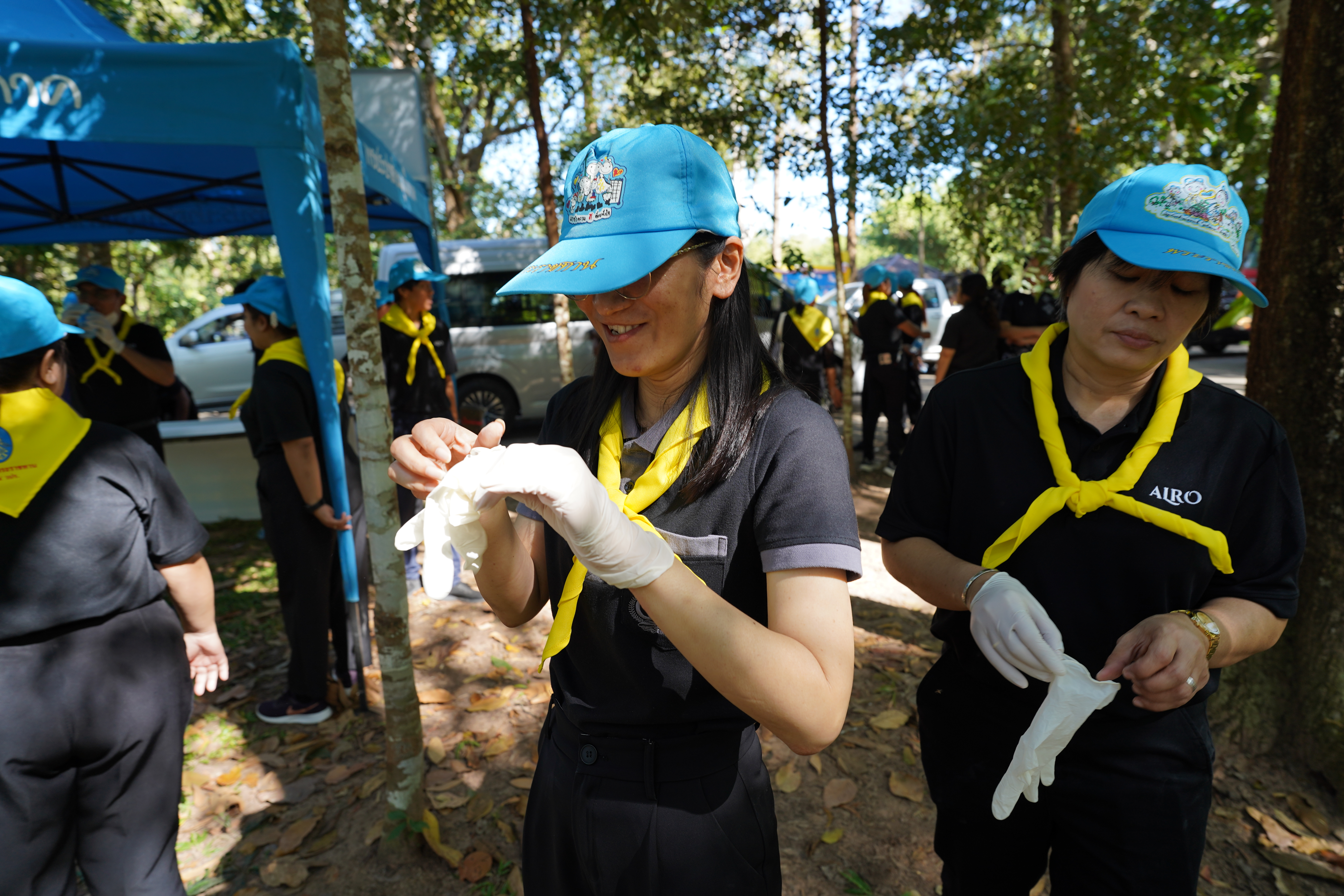 title - วันพุธที่ 24 ธันวาคม พ.ศ. 2568 นายนิกร ไพริน ปฏิรูปที่ดินจังหวัดชุมพร พร้อมด้วย เจ้าหน้าที่ สำนักงานการปฏิรูปที่ดินจังหวัดชุมพร (ส.ป.ก.ชุมพร) ร่วมกิจกรรมจิตอาสาพัฒนา